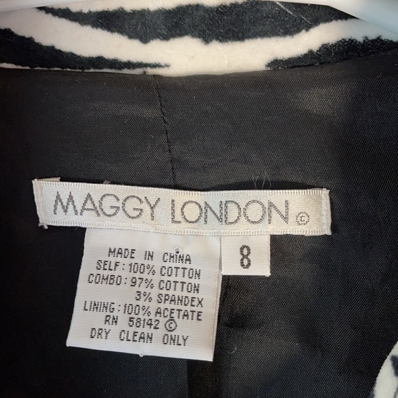 MAGGY LONDON Collared Zip Up Jacket in Size 8. - Picture 3 of 5